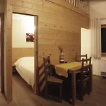 Bivanje na kmetiji Sibav Wine&tourism