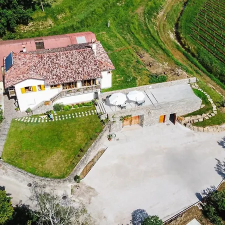 Bivanje na kmetiji Sibav Wine&tourism *