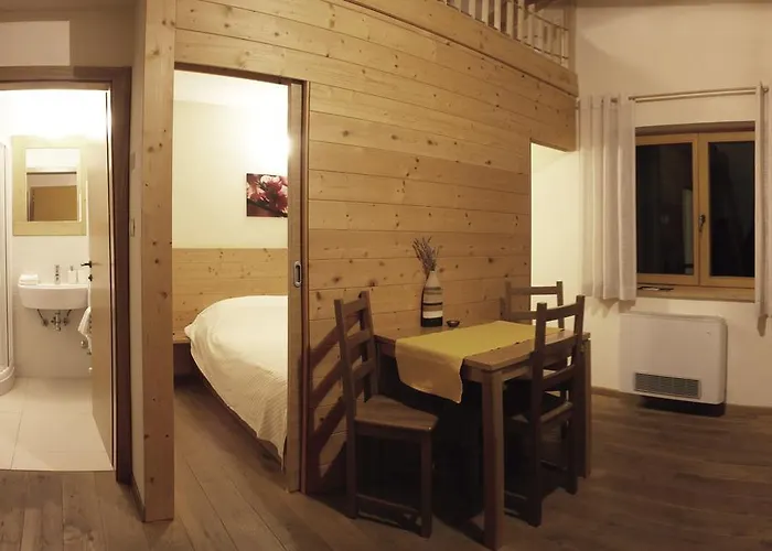 בית חווה Sibav Wine&Tourism B&B