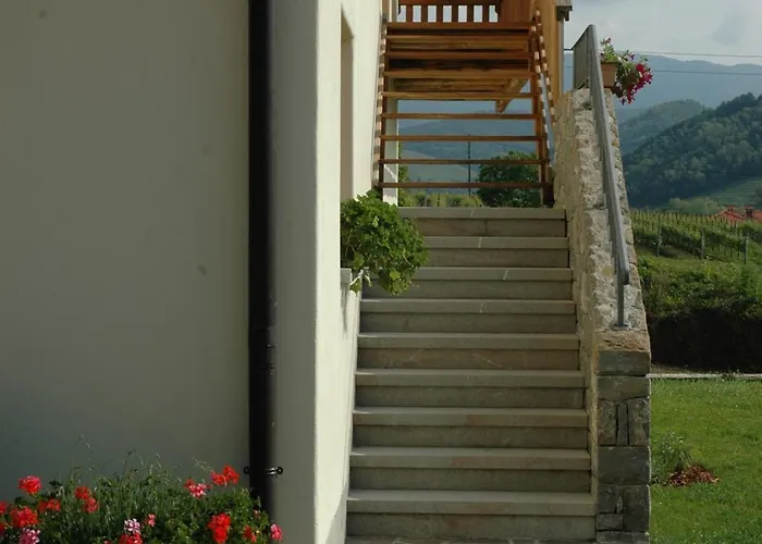 مزرعة للإقامة Sibav Wine&Tourism B&B دوبروفو